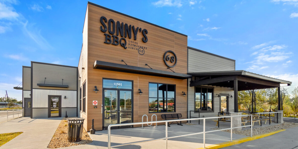 Winter Haven, FL, Sonny's BBQ